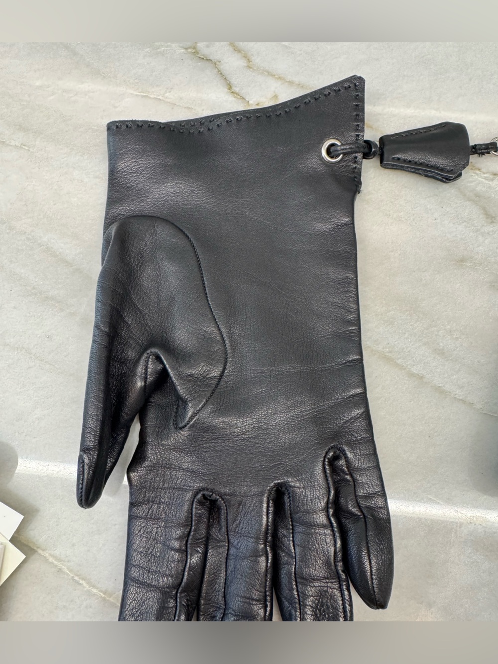 Hermes Black Lambskin Leather Clochette Lock Gloves - Picture 8 of 14